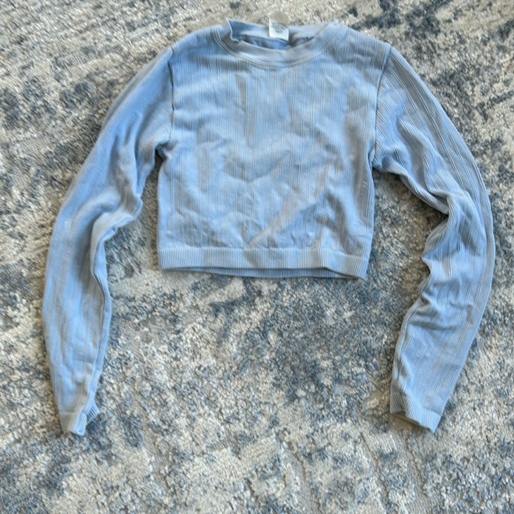 Light blue textured crop top